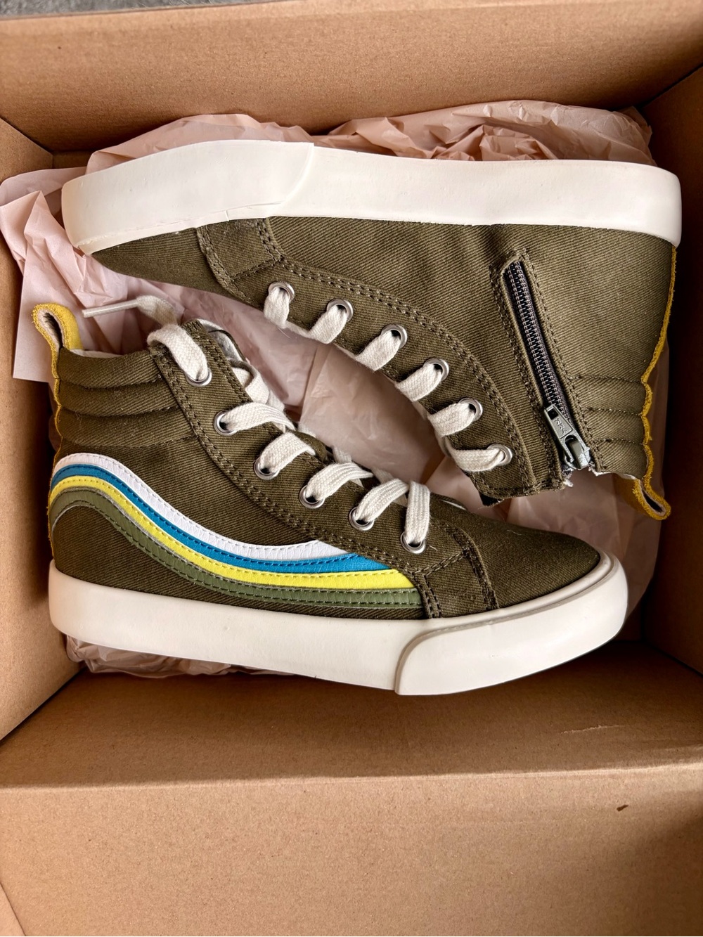 Mini Boden High Top Sneakers - Picture 9 of 10